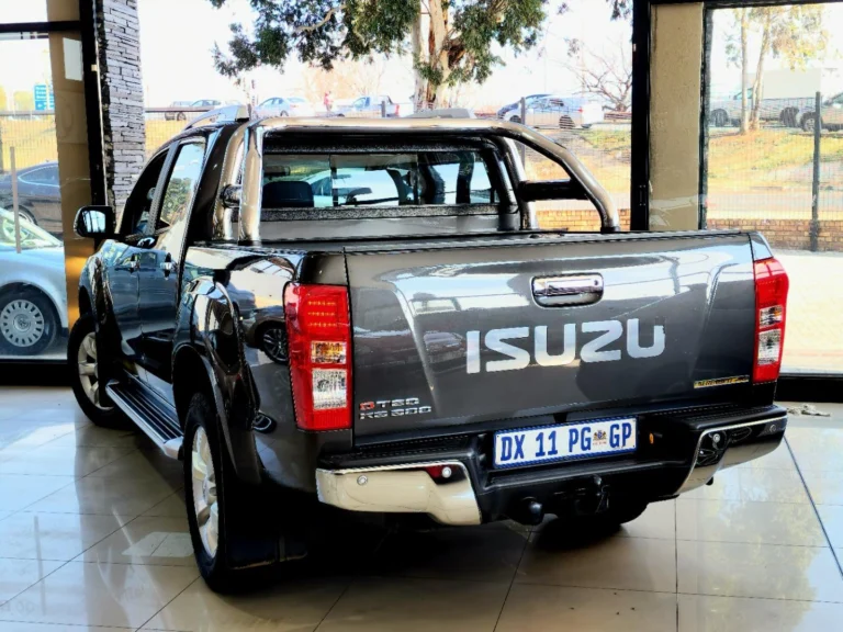 2015 Isuzu KB 300D-Teq Double Cab Serengeti Auto For Sale, photo 16