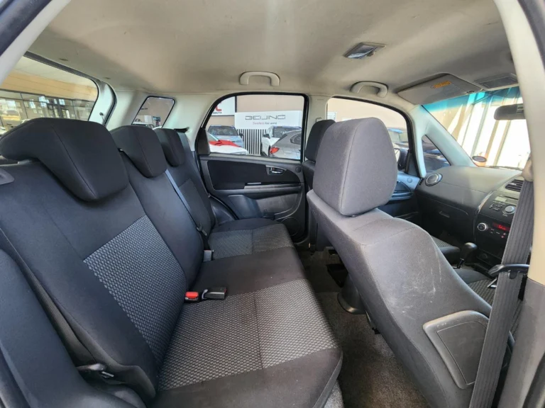 2013 Suzuki SX4 2.0 Auto, photo 4
