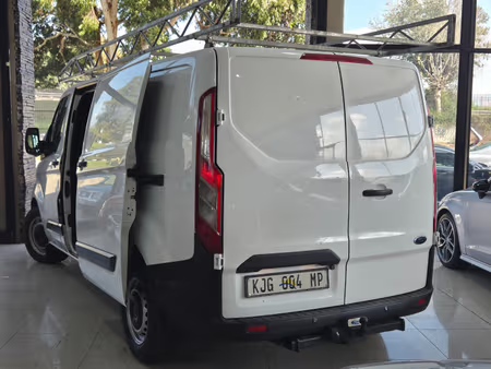 2017 Ford Transit 2.2TDCi 92kW MWB Panel Van (Aircon), photo 8
