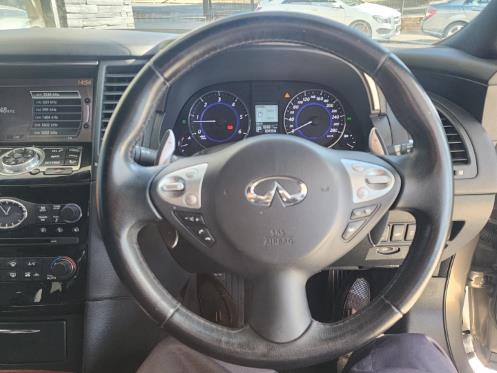 2015 Infiniti QX70 3.0d S, photo 7
