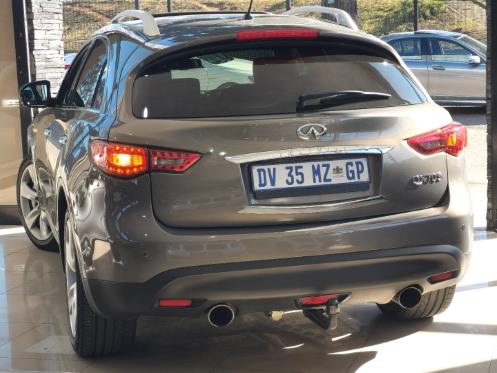 2015 Infiniti QX70 3.0d S, photo 5