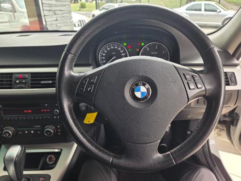 2010 BMW 3 Series 320d Exclusive Auto, photo 8
