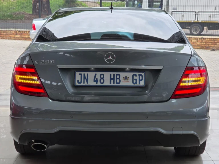 2014 Mercedes-Benz C-Class C200 Avantgarde Auto, photo 6