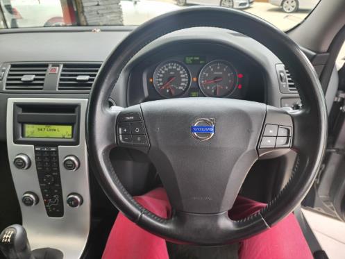2010 Volvo S40 2.0, photo 7