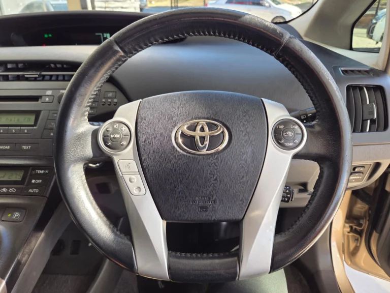 2011 Toyota Prius Hybrid, photo 6