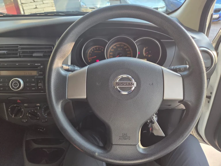 2010 Nissan Livina 1.6 Visia, photo 6