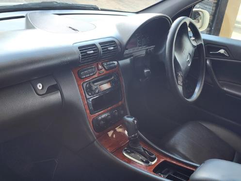 2002 Mercedes-Benz C-Class C180 Classic Auto, photo 8