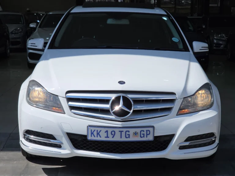 2013 Mercedes-Benz C-Class C200 Avantgarde Auto, photo 4