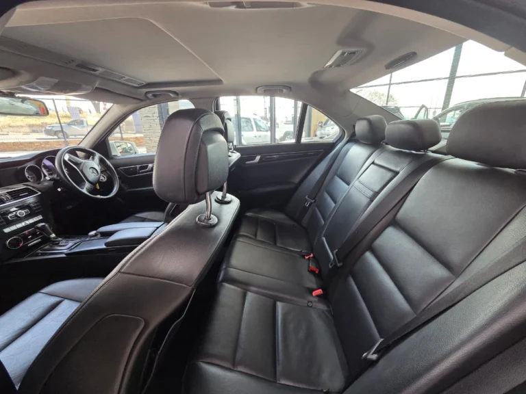 2013 Mercedes-Benz C-Class C200 Avantgarde Auto, photo 15