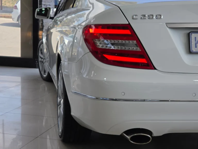 2013 Mercedes-Benz C-Class C200 Avantgarde Auto, photo 7