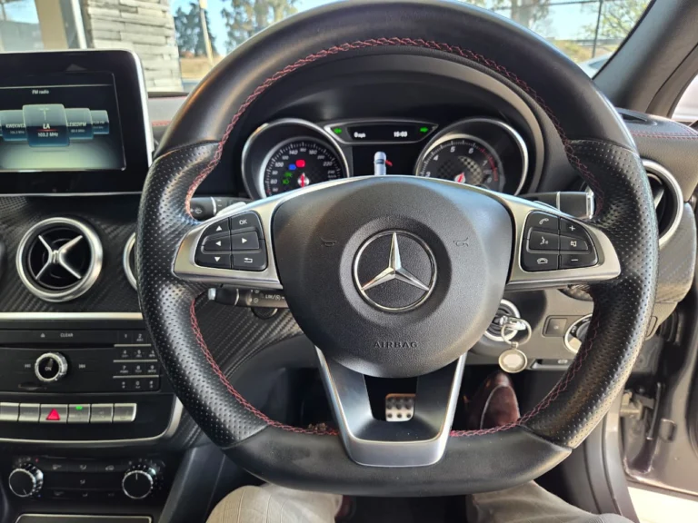 2017 Mercedes-Benz A-Class A200 AMG Line Auto, photo 11