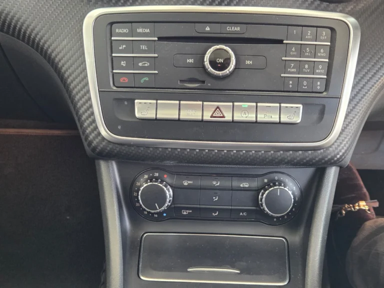 2017 Mercedes-Benz A-Class A200 AMG Line Auto, photo 14