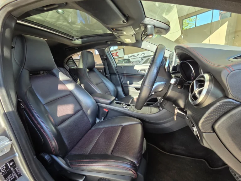 2017 Mercedes-Benz A-Class A200 AMG Line Auto, photo 13