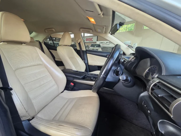 2014 Lexus IS 350 E, photo 9