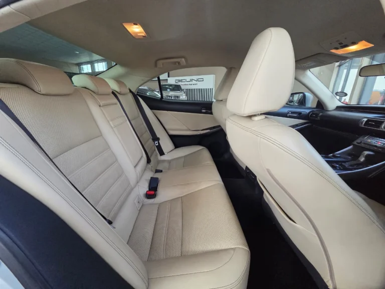 2014 Lexus IS 350 E, photo 13