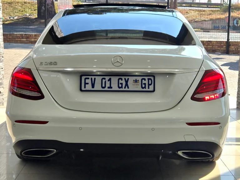 2017 Mercedes-Benz E-Class E250 AMG Line, photo 8