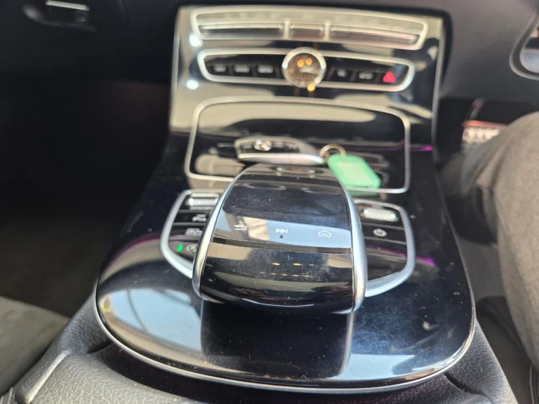 2017 Mercedes-Benz E-Class E250 AMG Line, photo 12