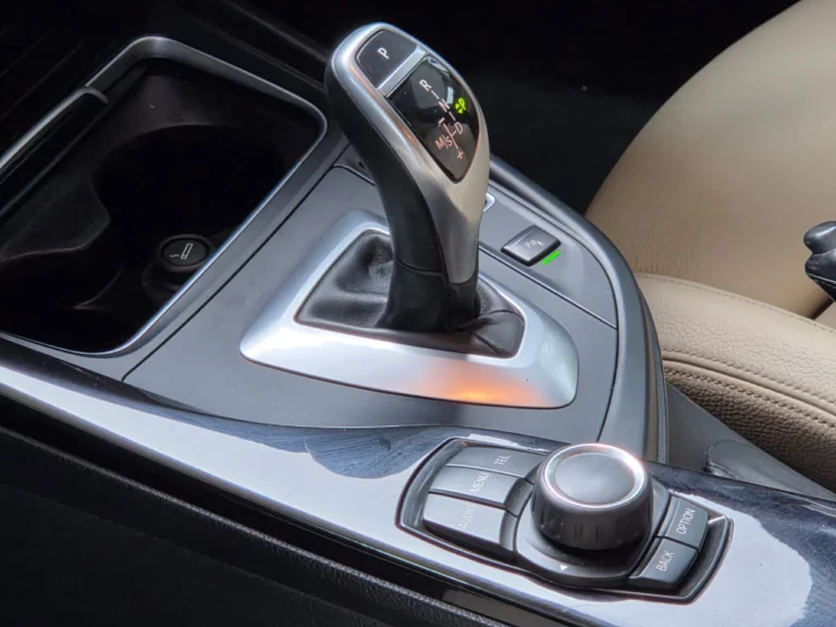 2016 BMW 3 Series 320i M Sport Auto, photo 11