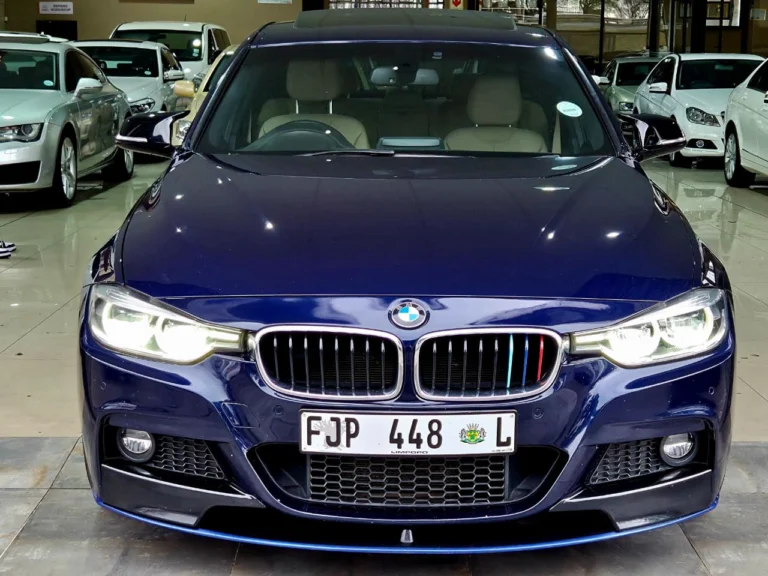 2016 BMW 3 Series 320i M Sport Auto, photo 4