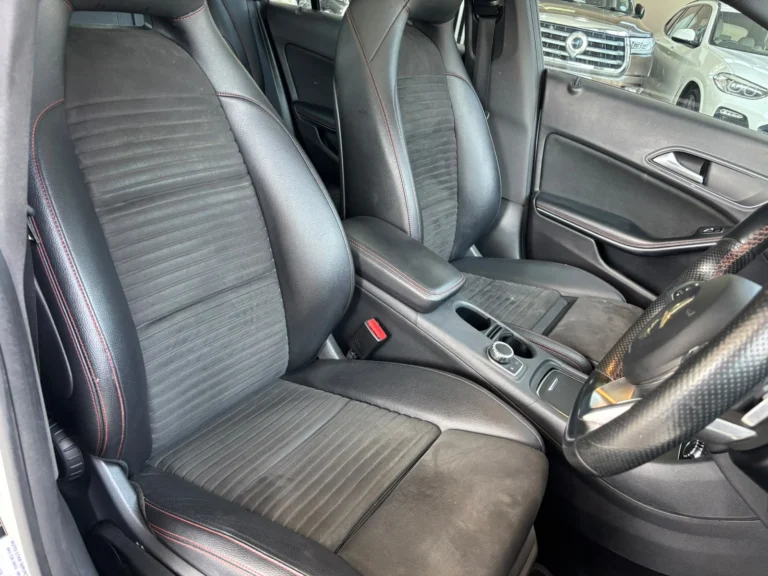 2018 Mercedes-Benz CLA CLA200 AMG Line Auto, photo 15