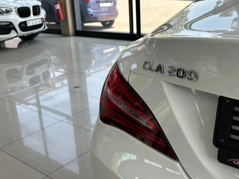 2018 Mercedes-Benz CLA CLA200 AMG Line Auto, photo 6