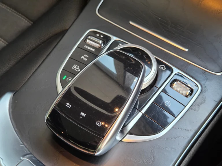 2019 Mercedes-Benz C-Class C220d AMG Line, photo 13