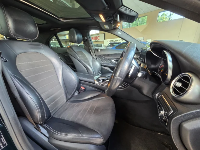 2019 Mercedes-Benz C-Class C220d AMG Line, photo 12