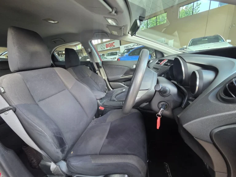 2013 Honda Civic Hatch 1.8 Elegance, photo 12