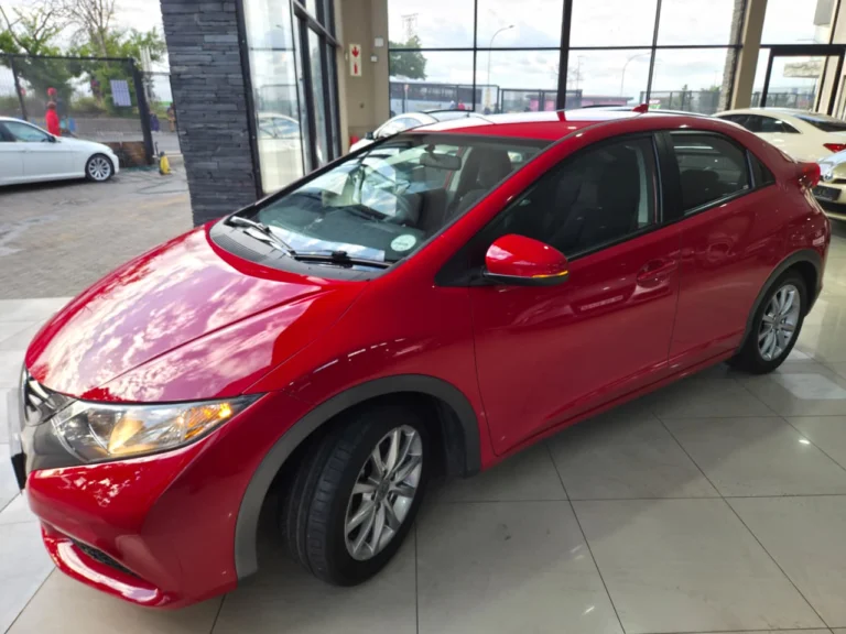 2013 Honda Civic Hatch 1.8 Elegance, photo 6