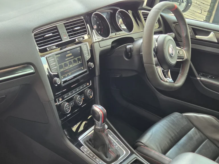 2017 Volkswagen Volkswagen Golf GTI ClubSport, photo 10